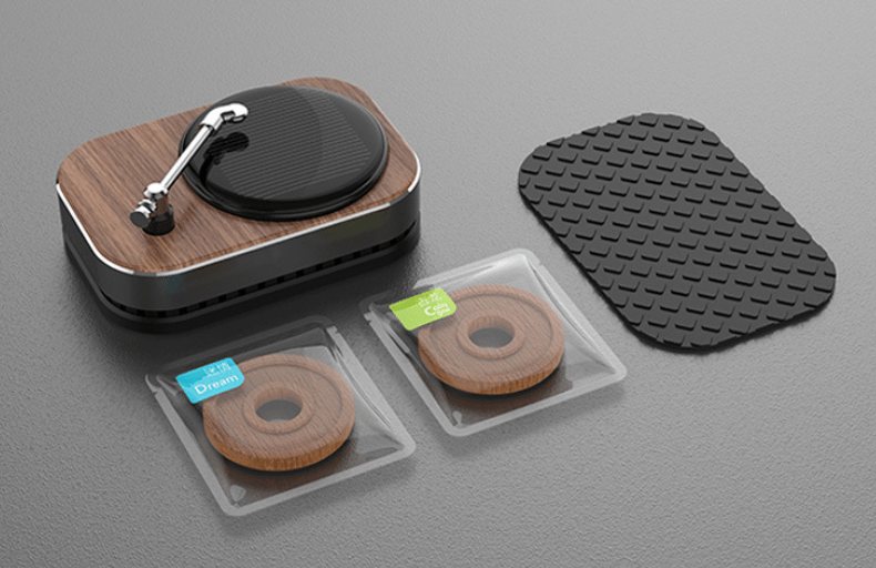Solar Rotating Car Perfume – Record Player Aromatherapy Decor